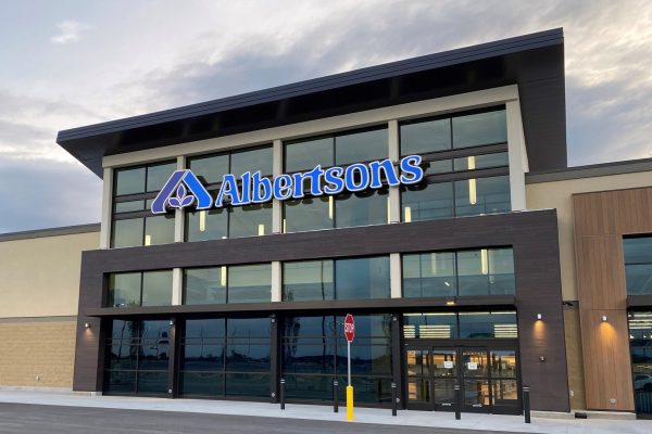 South Meridian Albertsons near Pinnacle in Meridian ID